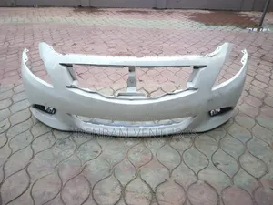 Infiniti G25, G37, Q40 2010 - 2015 Front Bumper. Tokunbo.