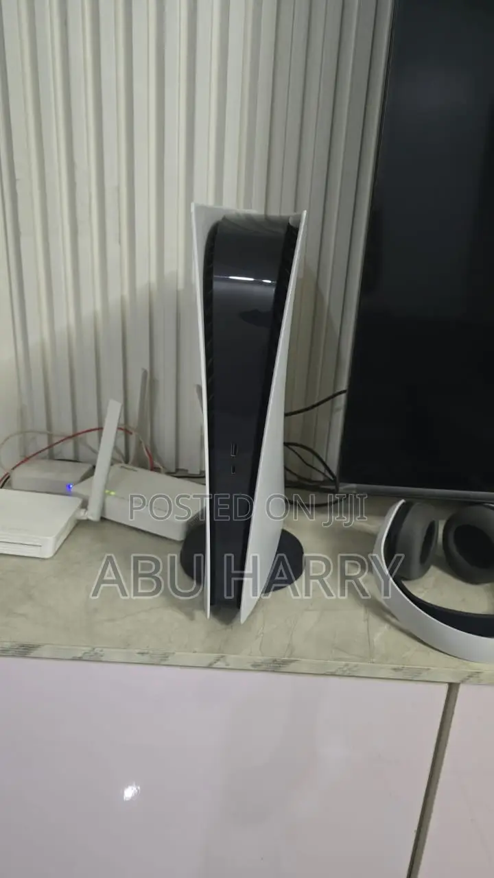 Play Station 5 Ps5