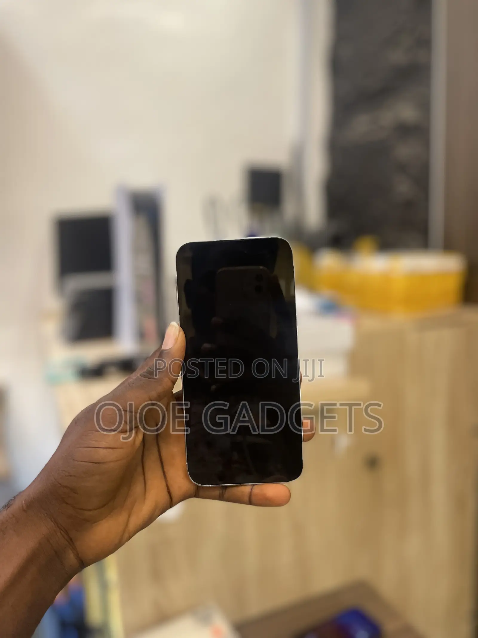 Apple iPhone 13 128 GB Green