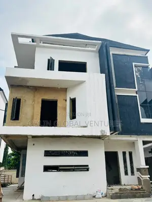 Golin 231 Smart Residence (Corner Piece Middle Unit)