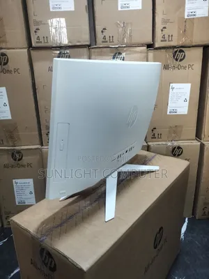 New HP 200 G4 22 All-in-One 8GB Intel Core i5 SSD 512GB