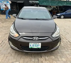 Hyundai Accent 2016 Brown