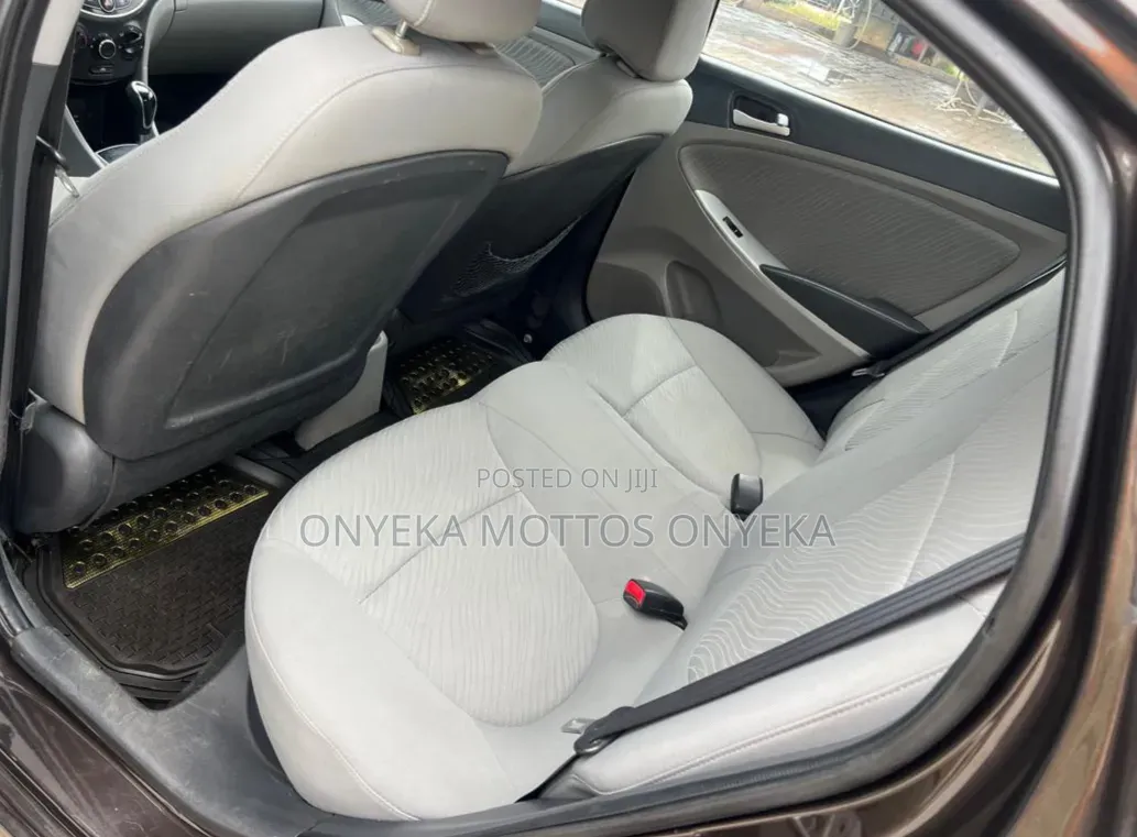 Hyundai Accent 2016 Brown