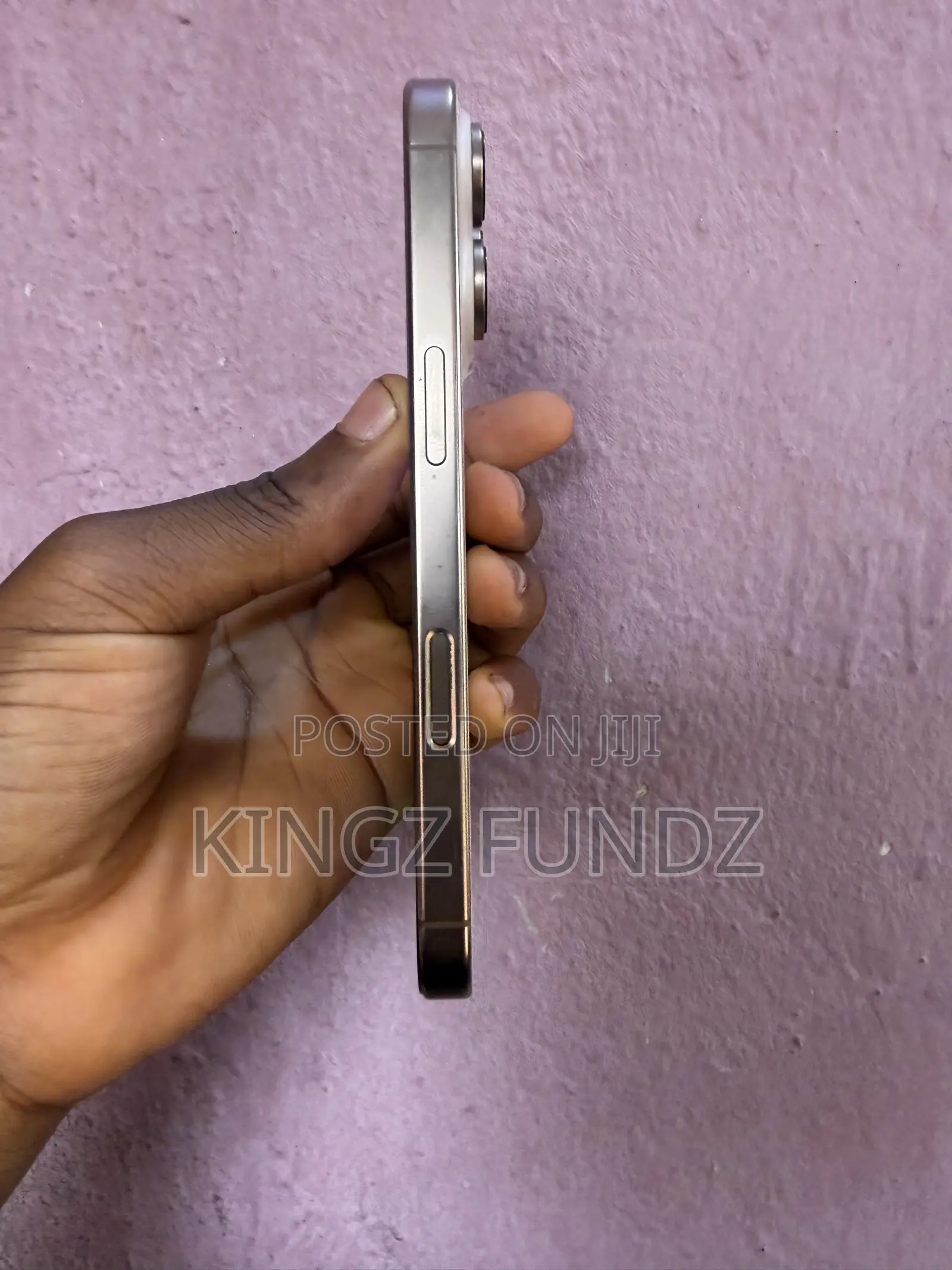Apple iPhone 16 Pro 128 GB Gold