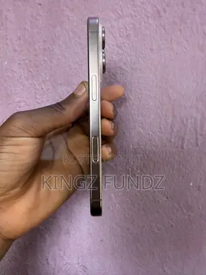 Apple iPhone 16 Pro 128 GB Gold
