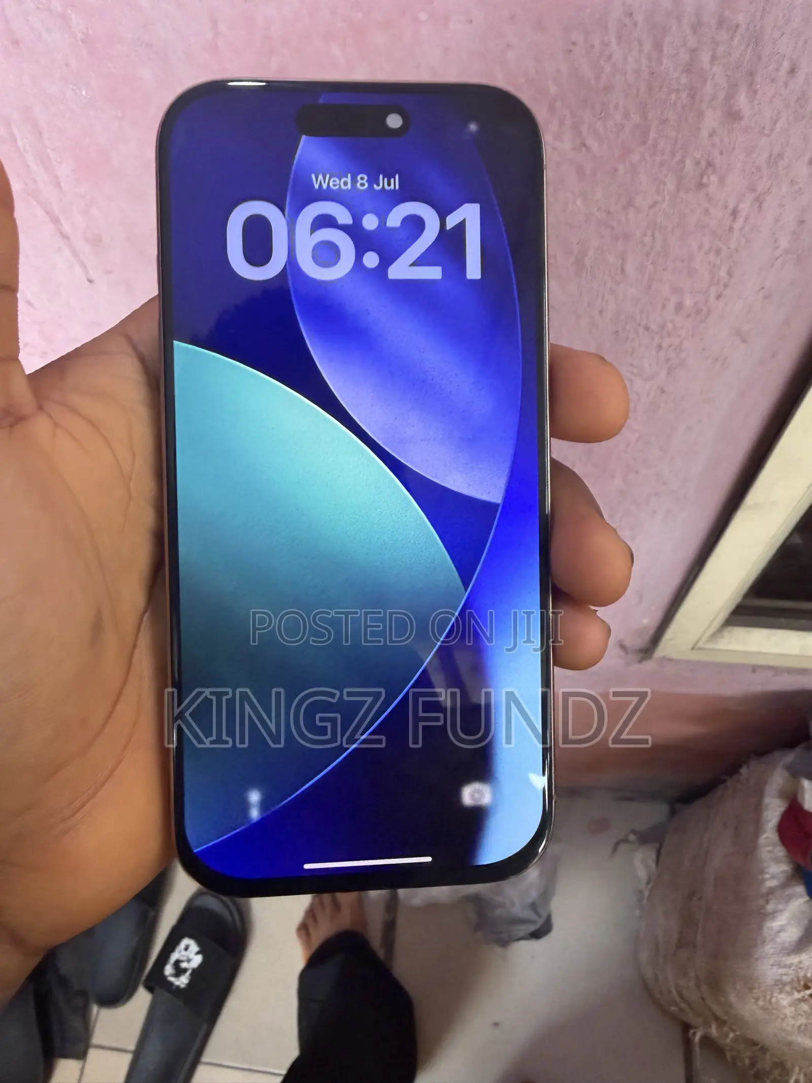 Apple iPhone 16 Pro 128 GB Gold