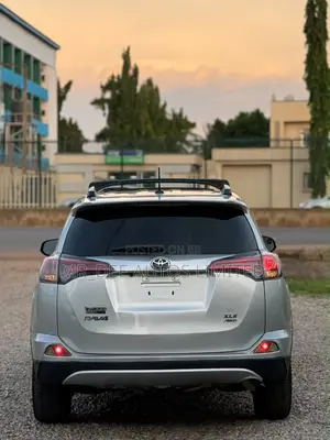 Toyota RAV4 2016 Silver