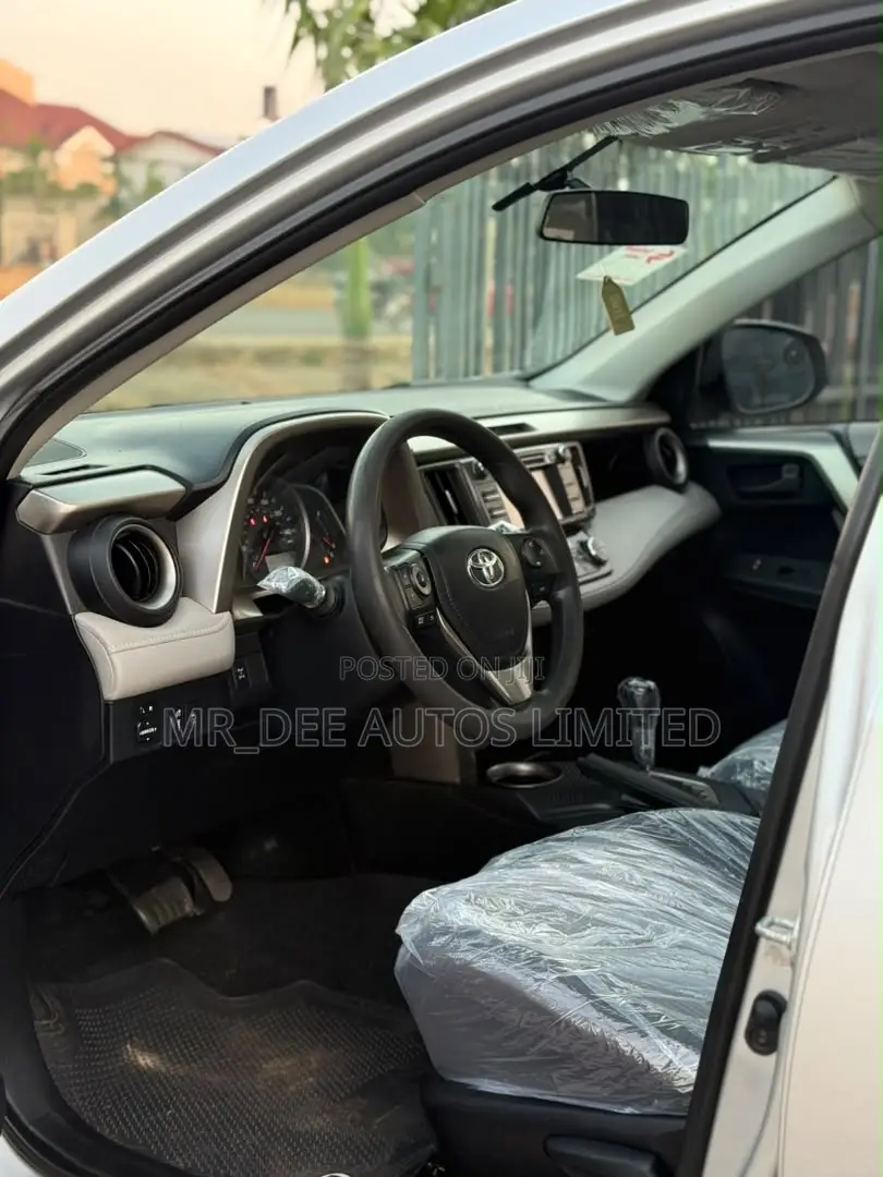 Toyota RAV4 2016 Silver