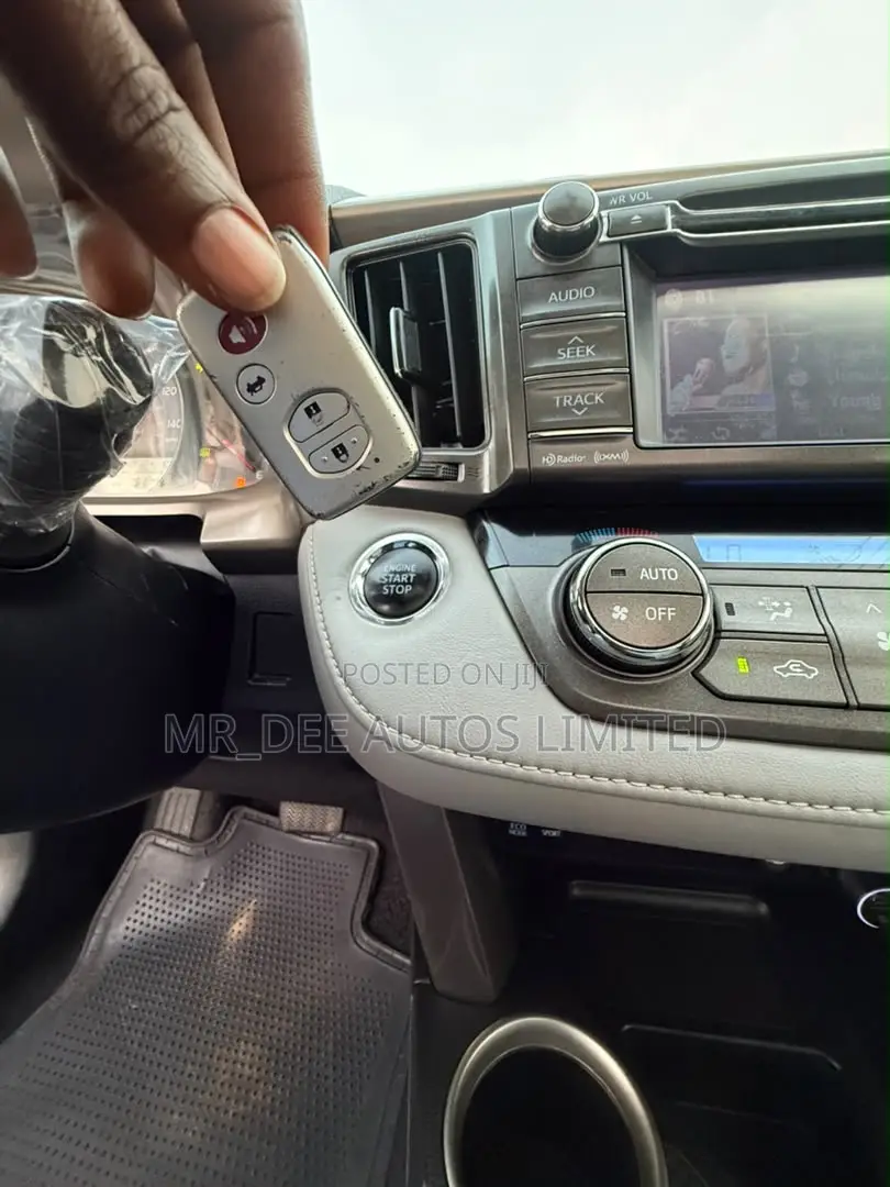 Toyota RAV4 2016 Silver