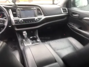 Toyota Highlander 2015 Black