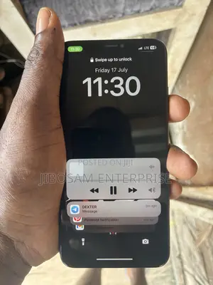 Apple iPhone XS Max 64 GB Black