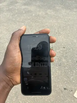 Apple iPhone XS Max 64 GB Black