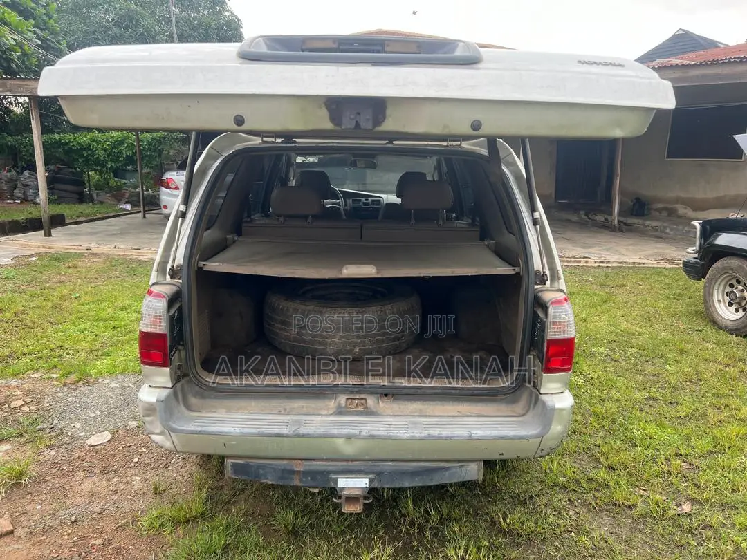 Toyota 4-Runner 2000 Silver