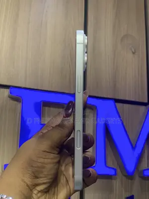 Apple iPhone 16 Plus 128 GB White