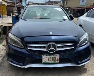 Mercedes-Benz C300 Sport 4dr RWD Sedan (2.0L 4cyl 7A) 2015 Blue