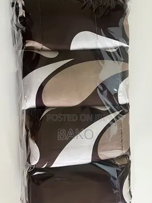 7/7 Bedsheets and 4 Padded Pillow Case