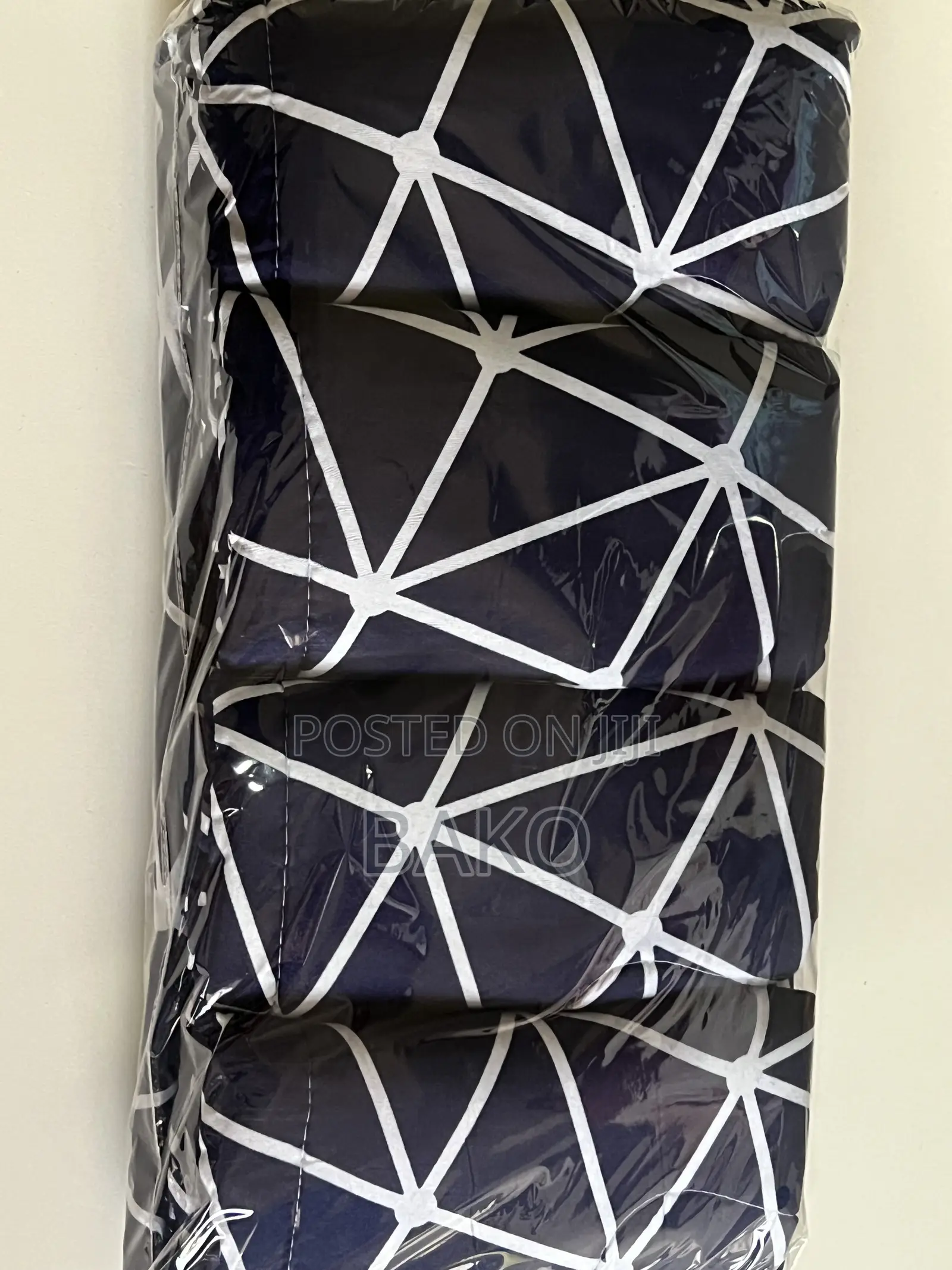 7/7 Bedsheets and 4 Padded Pillow Case