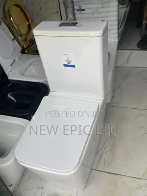 Twyford England Water Closet