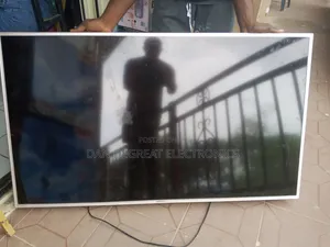 Skyrun 55 Inches Smart TV