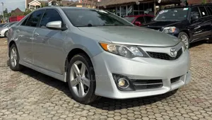 Toyota Camry 2014 Silver