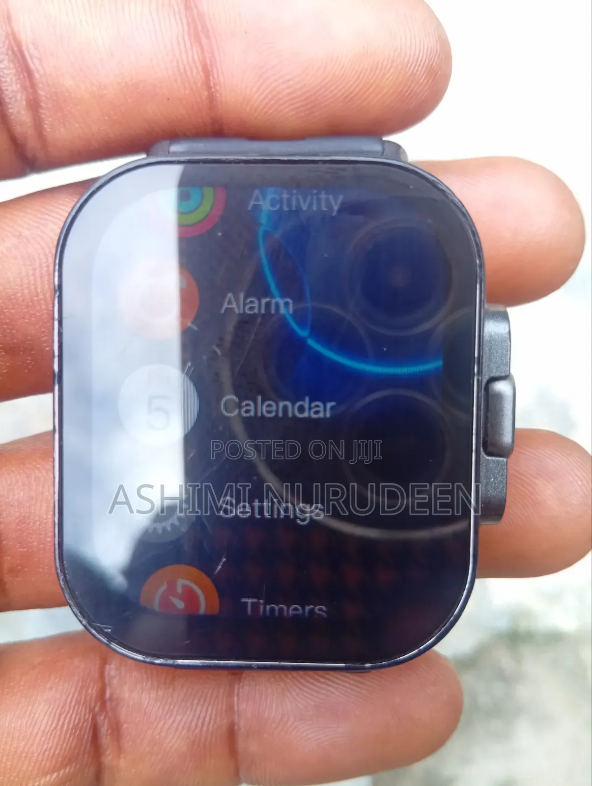 D8 2 in 1 Smartwatch and Earbud