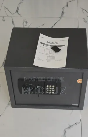 Lockable Digital Box