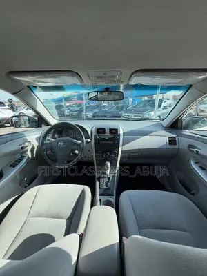 Toyota Corolla 2010 White