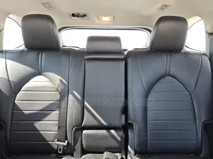 Toyota Highlander 2023 Silver
