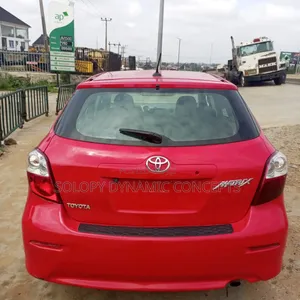 Toyota Matrix S Hatchback FWD (2.4L 4cyl 5A) 2009 Red