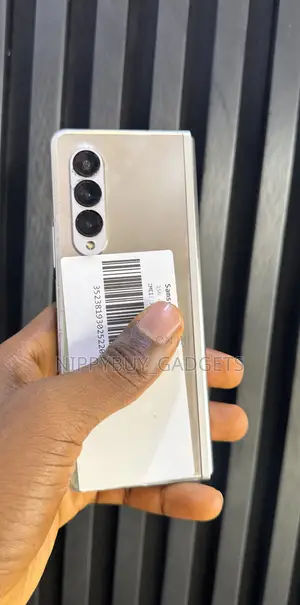 Samsung Galaxy Z Fold 3 256 GB Silver
