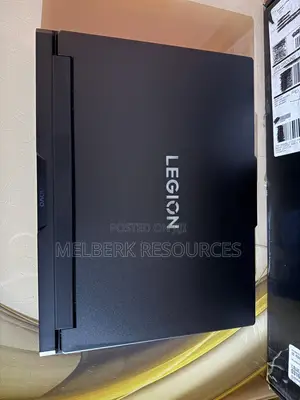 Laptop Lenovo Legion Pro 7 32GB Intel Core Ultra 9 SSD 1T
