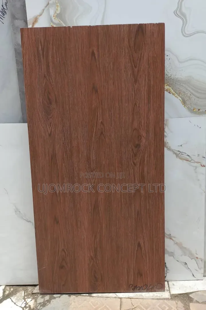 Qulity Carrara Floor Tiles