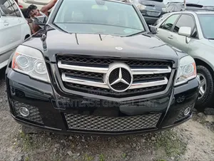Mercedes-Benz GLK-Class 2010 Black