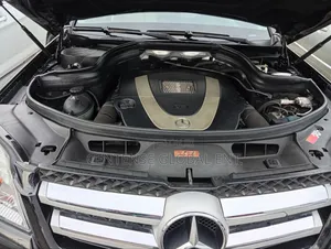 Mercedes-Benz GLK-Class 2010 Black