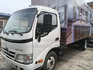 Toyota Dyna Truck