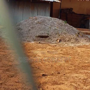 20 Tons Granite Chippings