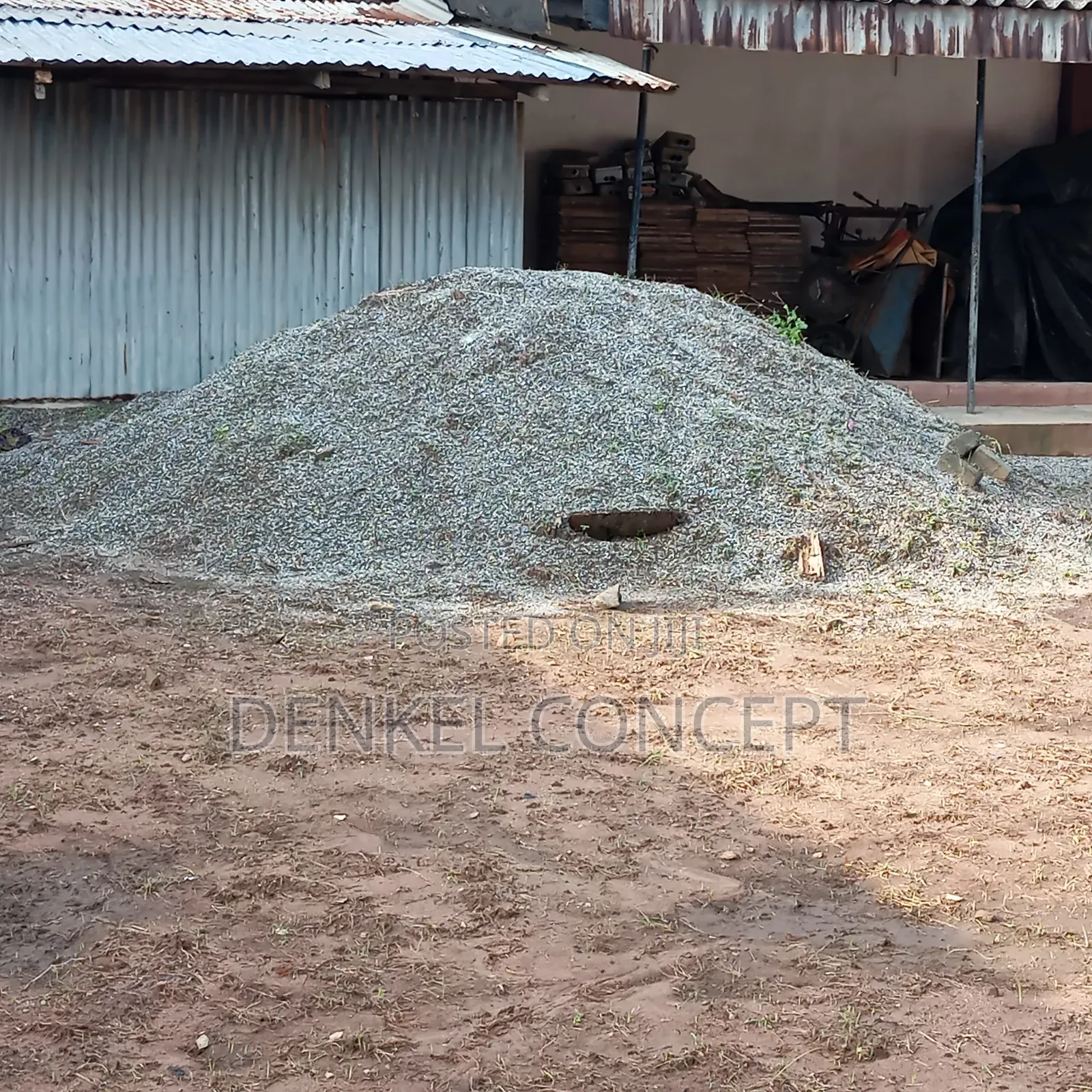 20 Tons Granite Chippings