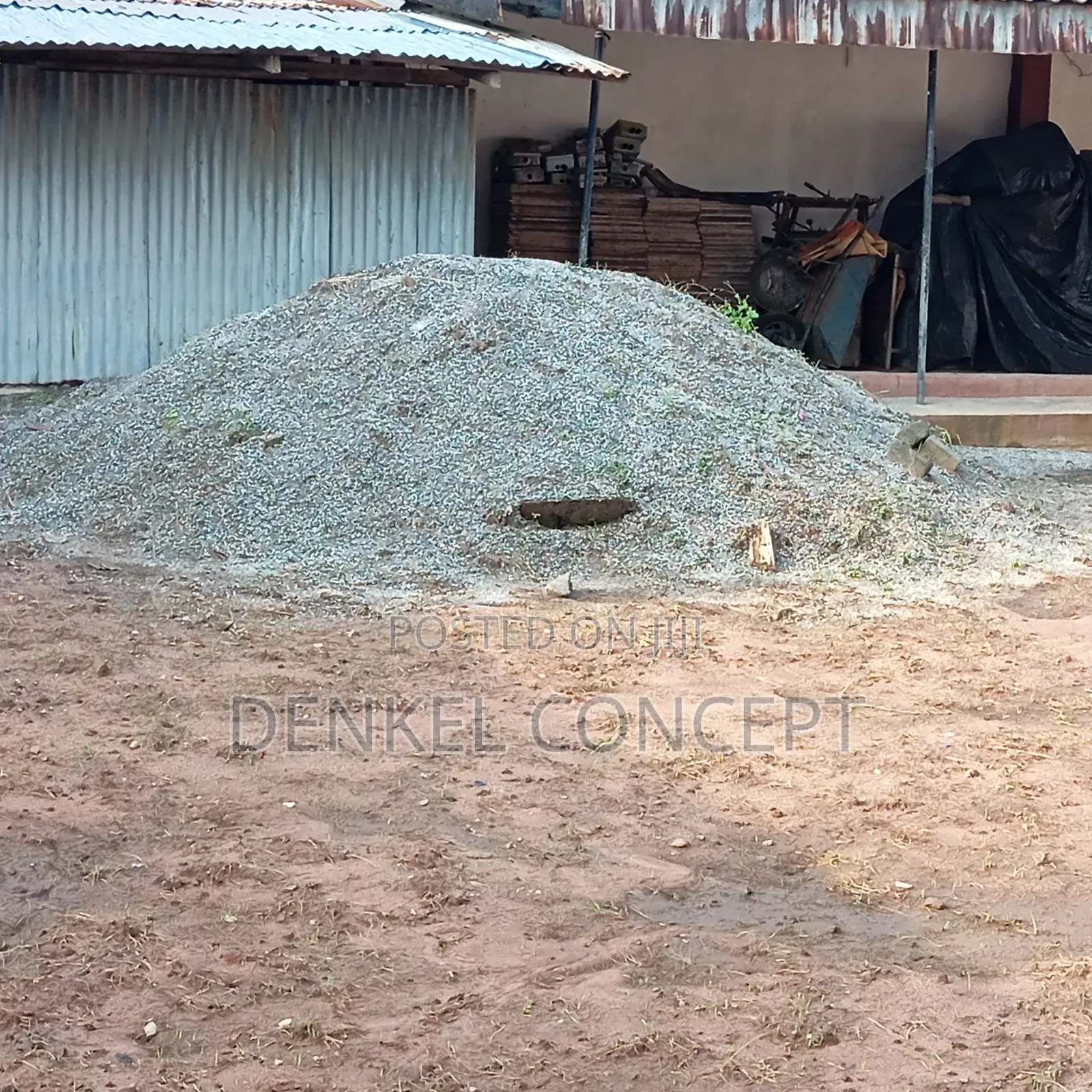 20 Tons Granite Chippings