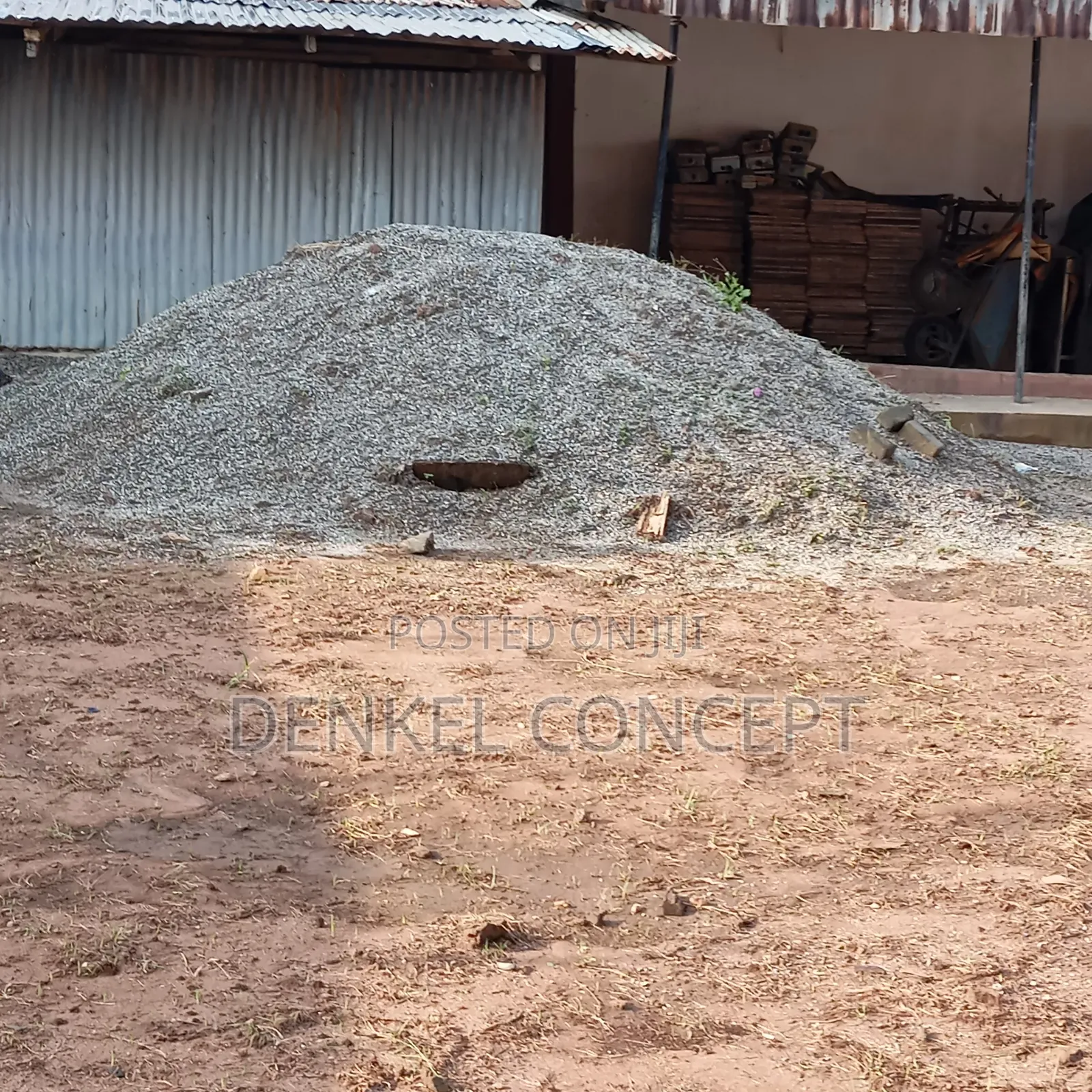 20 Tons Granite Chippings