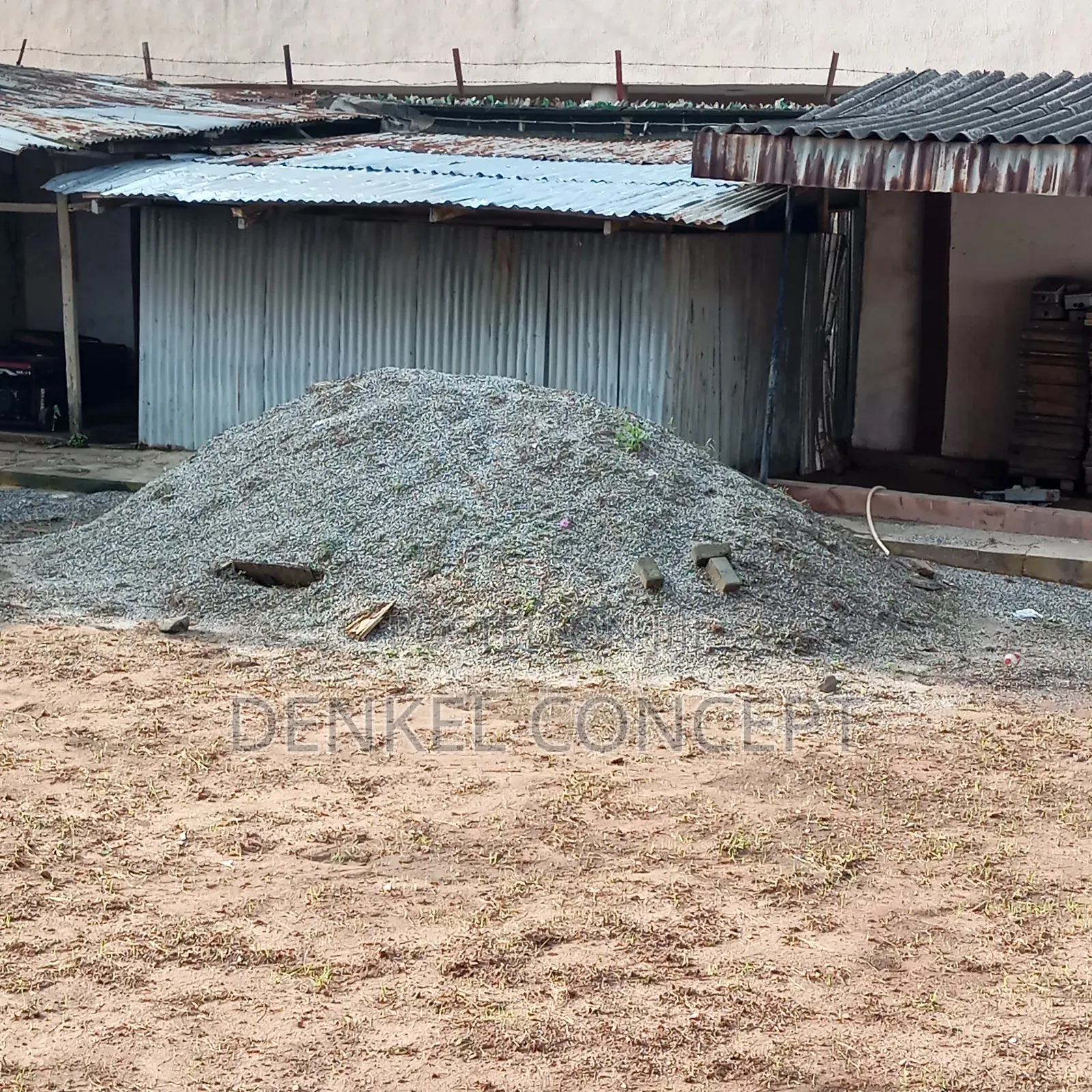 20 Tons Granite Chippings