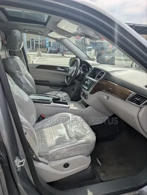 Mercedes-Benz M Class 2012 Gray