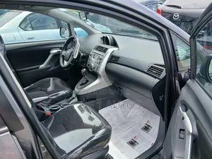 Toyota Verso 1.6 2013 Gray