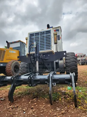 Foreign Used Grader