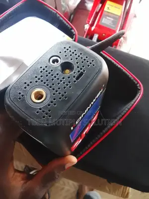 Konnwei SA500 Is a 4-in-1 Jump Starter