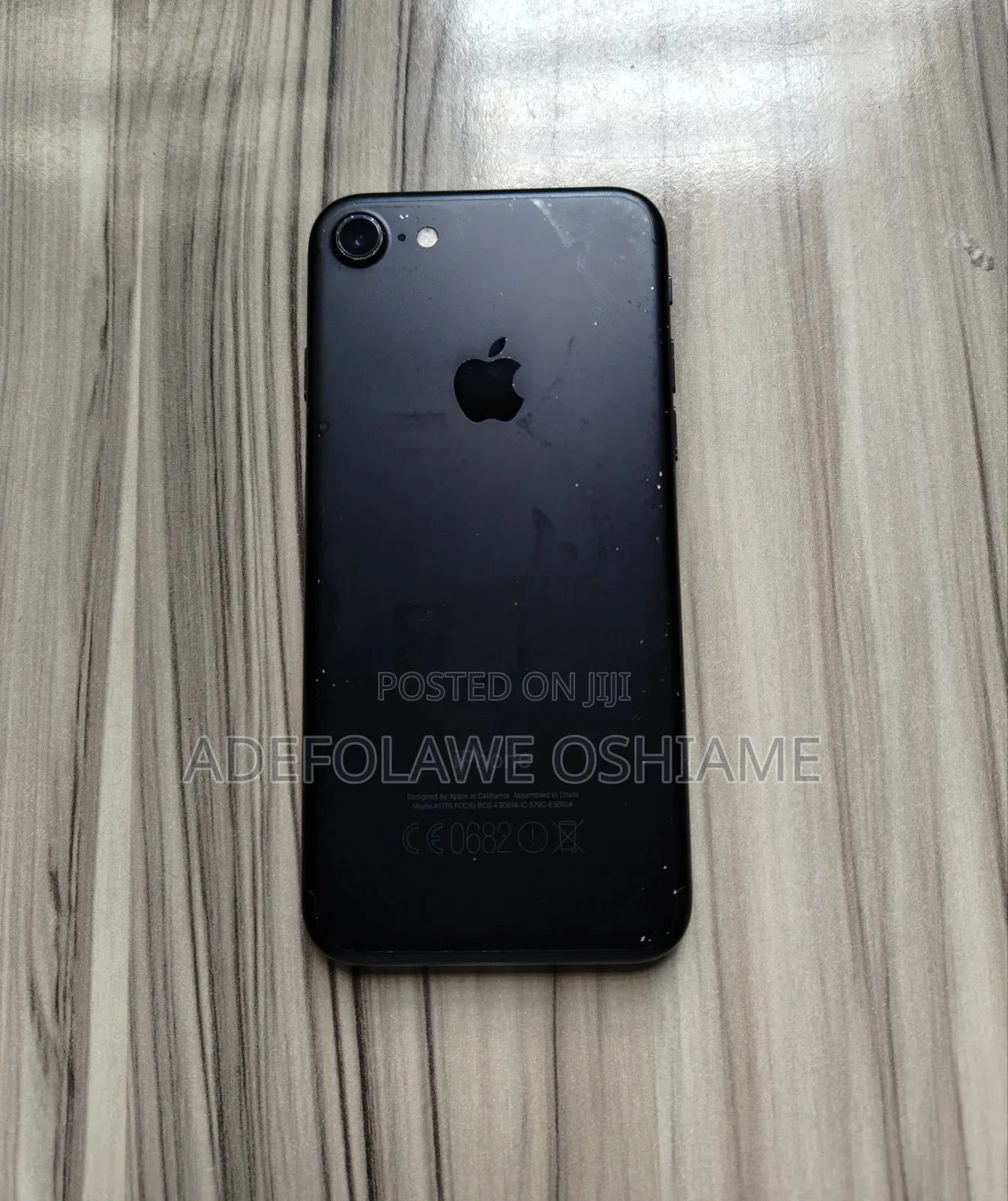 Apple iPhone 7 32 GB Black