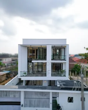 5bdrm Mansion in Apo Resettlement for sale
