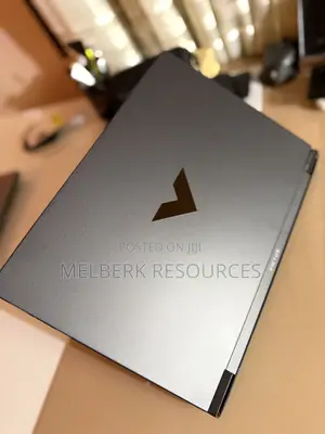 Laptop HP Victus 15 16GB AMD Ryzen 7 SSD 512GB