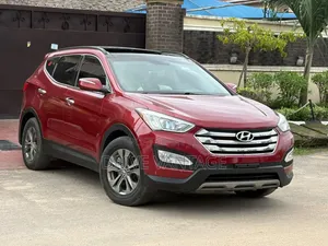 Hyundai Santa Fe 2015 Red