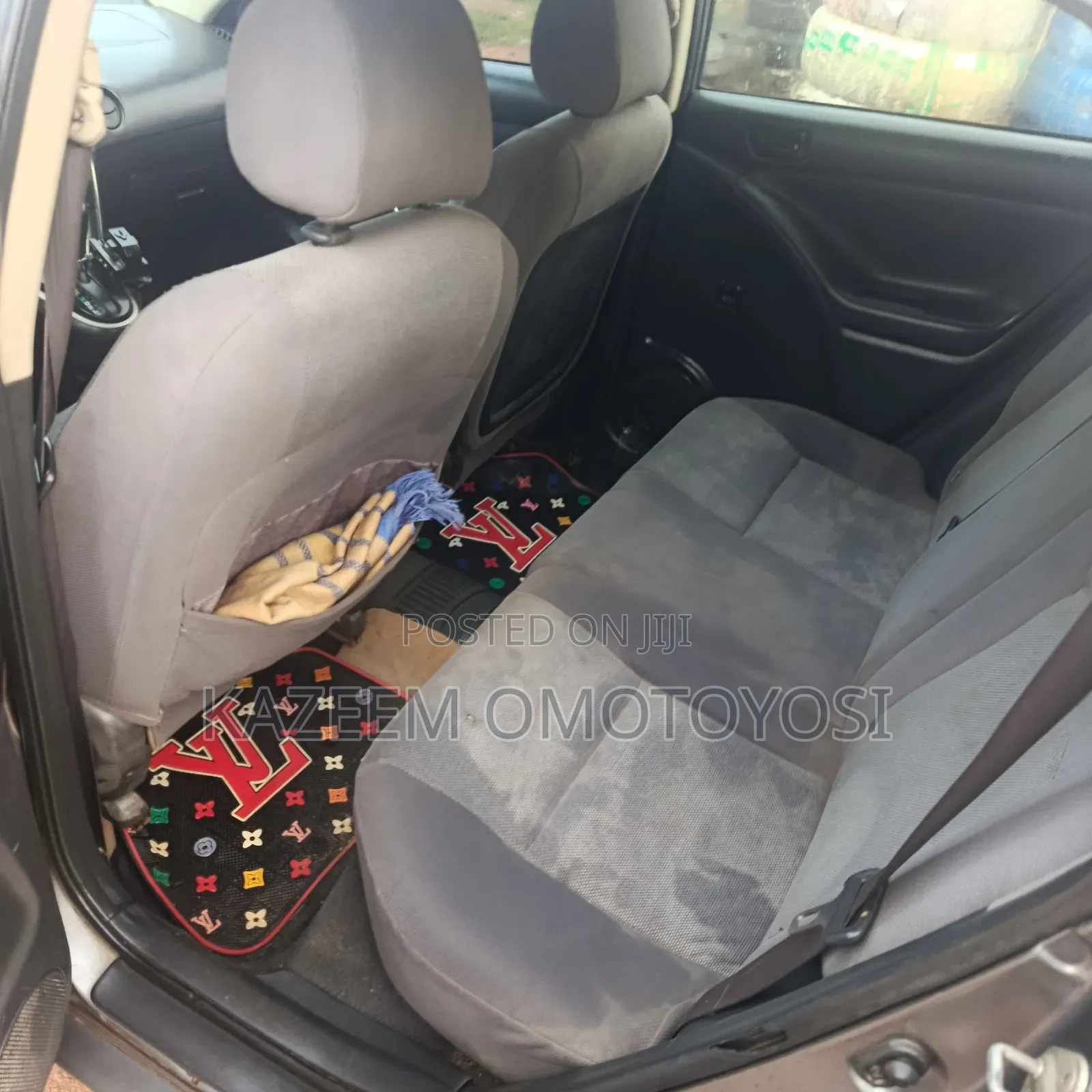 Pontiac Vibe Automatic 2003 Gray