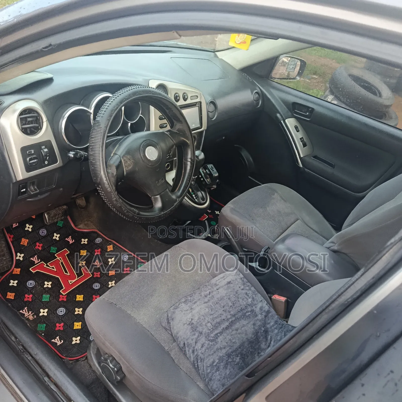 Pontiac Vibe Automatic 2003 Gray